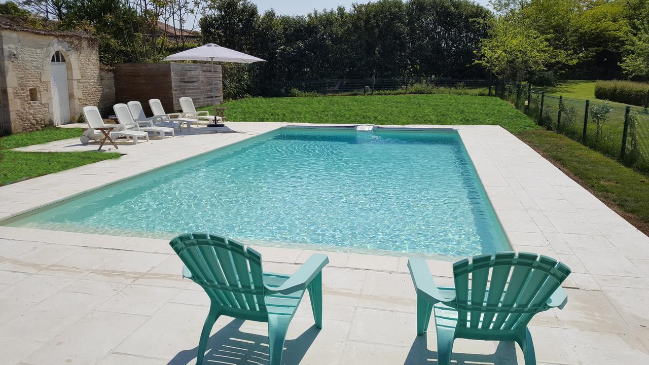 La Roseraie Neuville-du-Poitou Exteriér fotografie